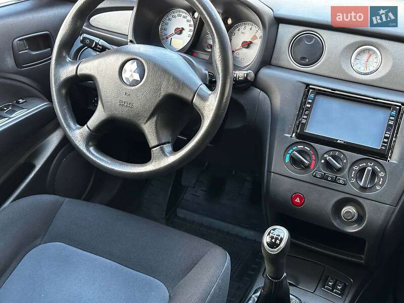 Позашляховик / Кросовер Mitsubishi Outlander 2008 в Одесі