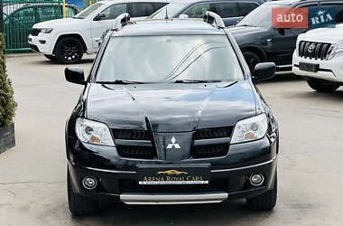 Внедорожник / Кроссовер Mitsubishi Outlander 2008 в 