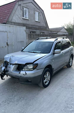 Внедорожник / Кроссовер Mitsubishi Outlander 2003 в Запорожье
