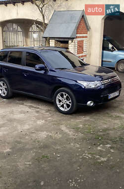 Mitsubishi Outlander 2013 Mitsubishi Outlander 2013