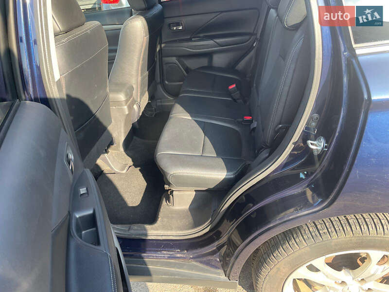 Позашляховик / Кросовер Mitsubishi Outlander 2013 в Куликові фото 9 Позашляховик / Кросовер Mitsubishi Outlander 2013 в Куликові