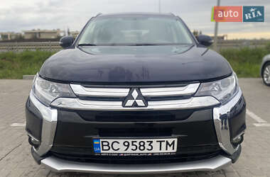 Внедорожник / Кроссовер Mitsubishi Outlander 2016 в Львове