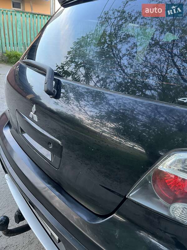 Внедорожник / Кроссовер Mitsubishi Outlander 2006 в Кременчуге фото 11 Внедорожник / Кроссовер Mitsubishi Outlander 2006 в Кременчуге