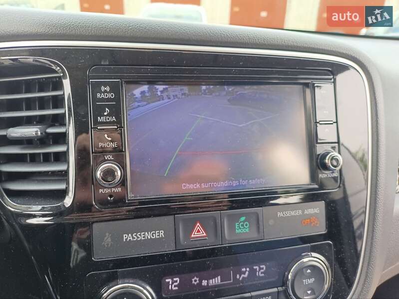 Внедорожник / Кроссовер Mitsubishi Outlander 2018 в Киеве