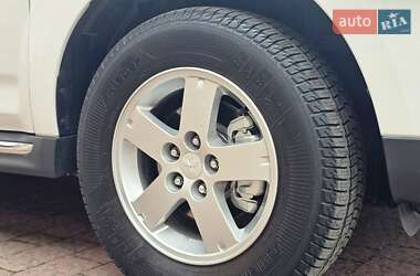 Внедорожник / Кроссовер Mitsubishi Outlander 2011 в 