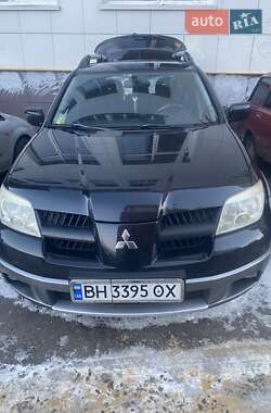 Внедорожник / Кроссовер Mitsubishi Outlander 2006 в 