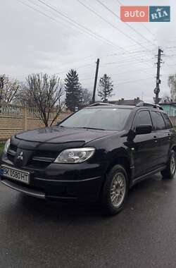 Позашляховик / Кросовер Mitsubishi Outlander 2007 в 
