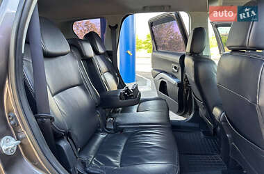 Внедорожник / Кроссовер Mitsubishi Outlander 2011 в 