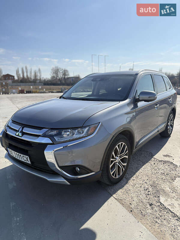 Mitsubishi Outlander 2018