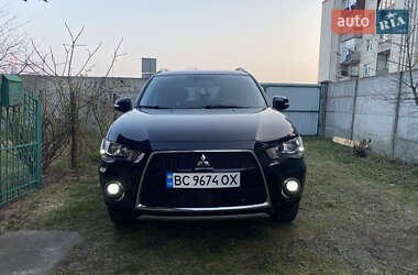 Позашляховик / Кросовер Mitsubishi Outlander 2010 в 