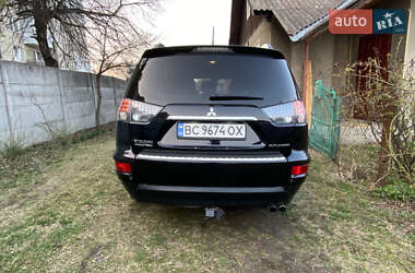 Позашляховик / Кросовер Mitsubishi Outlander 2010 в 