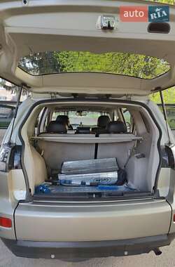 Внедорожник / Кроссовер Mitsubishi Outlander 2008 в 