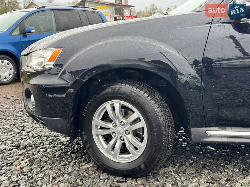 Позашляховик / Кросовер Mitsubishi Outlander 2010 в Стрию