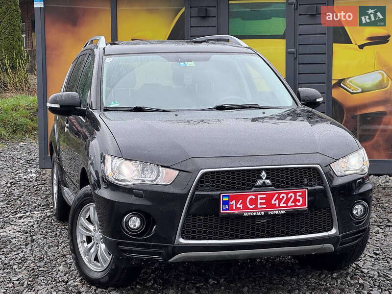 Позашляховик / Кросовер Mitsubishi Outlander 2010 в Стрию