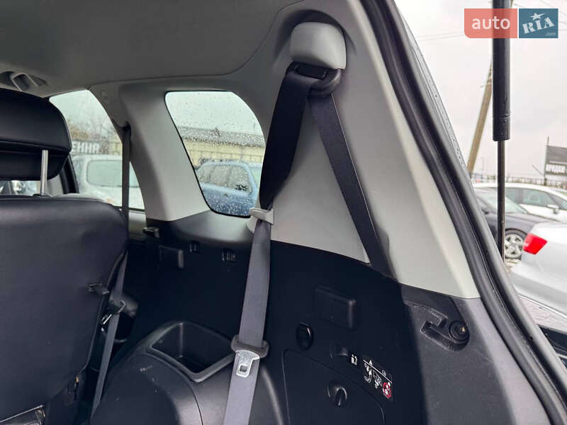 Позашляховик / Кросовер Mitsubishi Outlander 2010 в Стрию