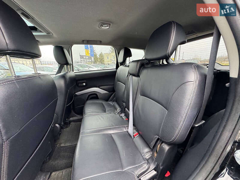 Позашляховик / Кросовер Mitsubishi Outlander 2010 в Стрию