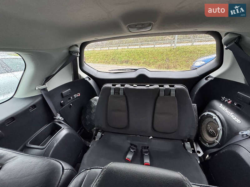 Позашляховик / Кросовер Mitsubishi Outlander 2010 в Стрию