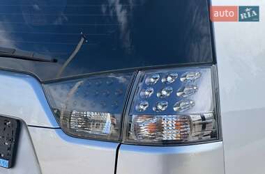 Внедорожник / Кроссовер Mitsubishi Outlander 2011 в 