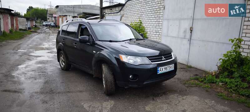 Mitsubishi Outlander 2008