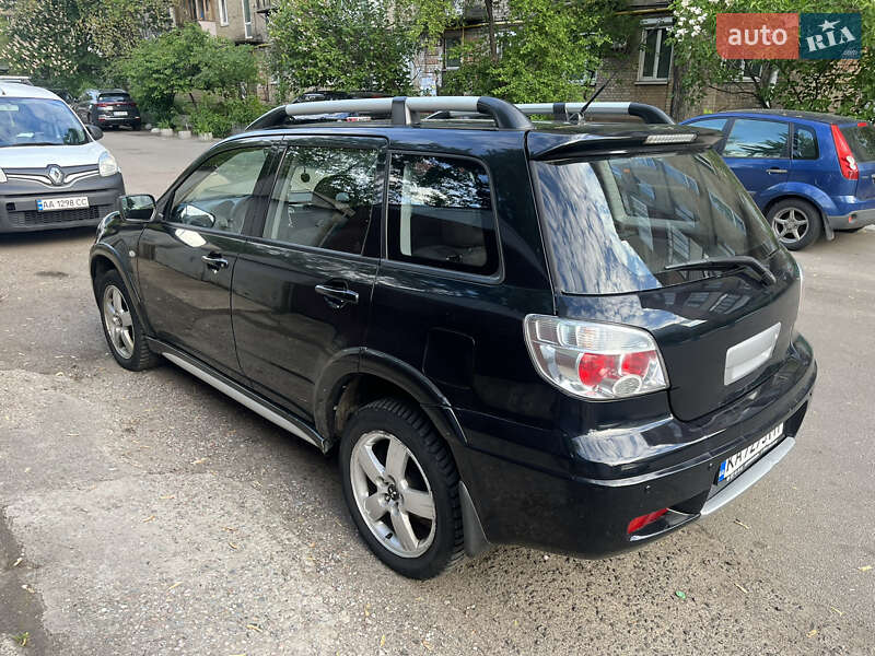 Внедорожник / Кроссовер Mitsubishi Outlander 2008 в Киеве