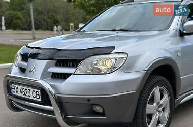Позашляховик / Кросовер Mitsubishi Outlander 2006 в 