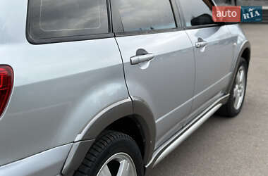 Позашляховик / Кросовер Mitsubishi Outlander 2006 в 