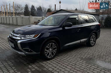 Позашляховик / Кросовер Mitsubishi Outlander 2015 в Івано-Франківську