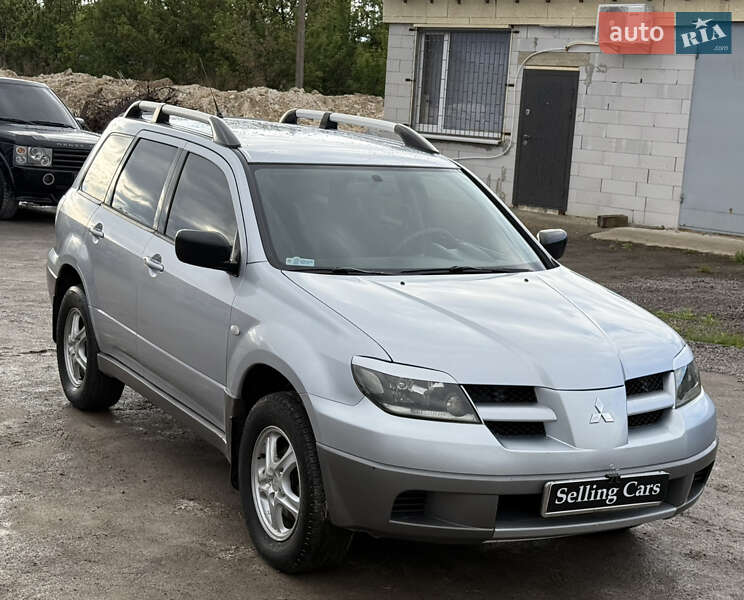 Позашляховик / Кросовер Mitsubishi Outlander 2003 в Рівному