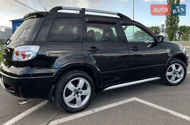 Позашляховик / Кросовер Mitsubishi Outlander 2007 в 