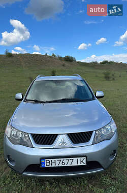 Позашляховик / Кросовер Mitsubishi Outlander 2008 в 