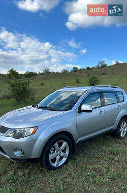 Позашляховик / Кросовер Mitsubishi Outlander 2008 в 