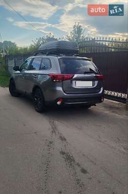 Позашляховик / Кросовер Mitsubishi Outlander 2018 в Чернігові