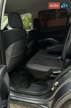 Внедорожник / Кроссовер Mitsubishi Outlander 2006 в 