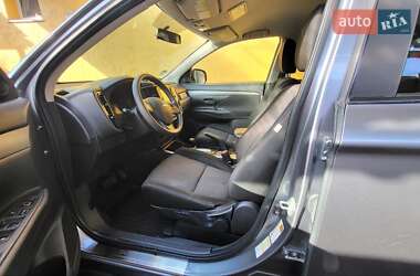 Позашляховик / Кросовер Mitsubishi Outlander 2018 в Чернігові