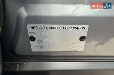 Внедорожник / Кроссовер Mitsubishi Outlander 2023 в 