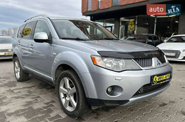Внедорожник / Кроссовер Mitsubishi Outlander 2008 в Черновцах