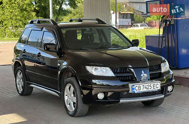 Внедорожник / Кроссовер Mitsubishi Outlander 2006 в 