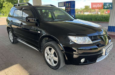 Внедорожник / Кроссовер Mitsubishi Outlander 2006 в 