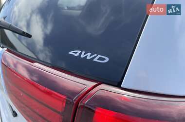 Внедорожник / Кроссовер Mitsubishi Outlander 2021 в 