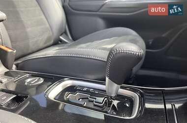 Внедорожник / Кроссовер Mitsubishi Outlander 2021 в 