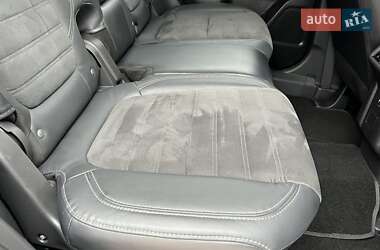 Внедорожник / Кроссовер Mitsubishi Outlander 2021 в 