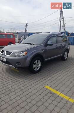 Позашляховик / Кросовер Mitsubishi Outlander 2008 в Чернівцях