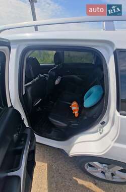 Внедорожник / Кроссовер Mitsubishi Outlander 2008 в 