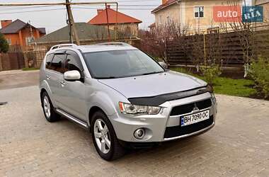 Внедорожник / Кроссовер Mitsubishi Outlander 2010 в Одессе