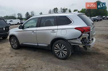 Внедорожник / Кроссовер Mitsubishi Outlander 2020 в 