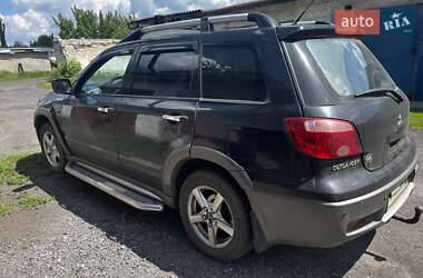 Позашляховик / Кросовер Mitsubishi Outlander 2005 в 