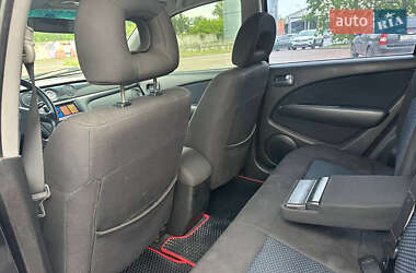 Позашляховик / Кросовер Mitsubishi Outlander 2007 в 