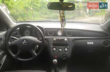 Внедорожник / Кроссовер Mitsubishi Outlander 2008 в 