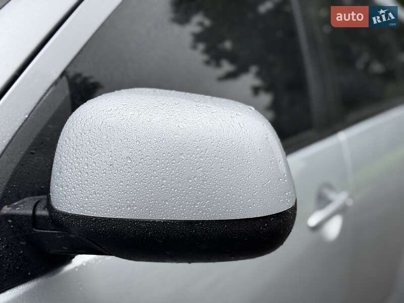 Внедорожник / Кроссовер Mitsubishi Outlander 2007 в Ровно