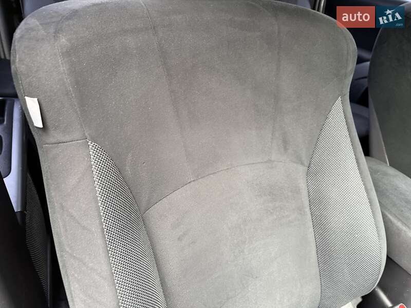 Внедорожник / Кроссовер Mitsubishi Outlander 2007 в Ровно